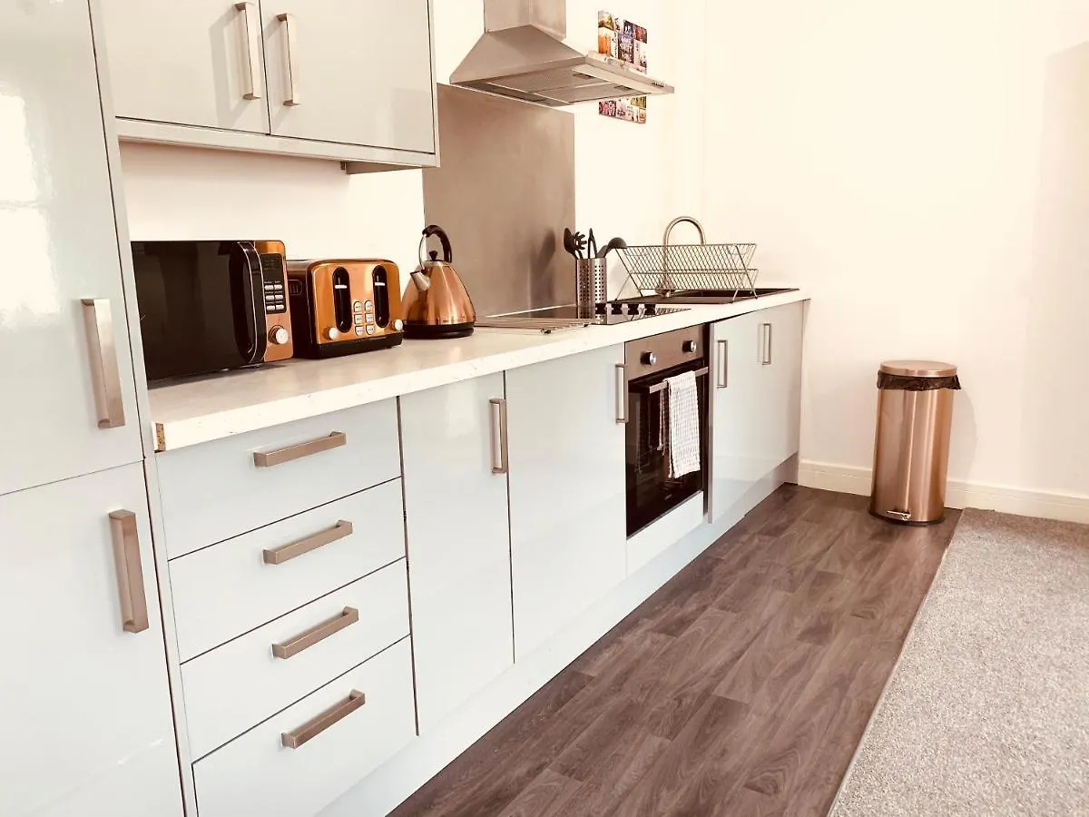 Elthorne Luxury Apartments - Uxbridge