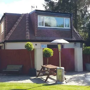 Beautiful Detached 1 Bedroom Eltham